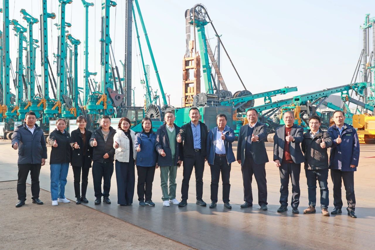 Z6官网智能主导的行业尺度《构筑施工机械与设备 液压式压桩机》通过专家审查