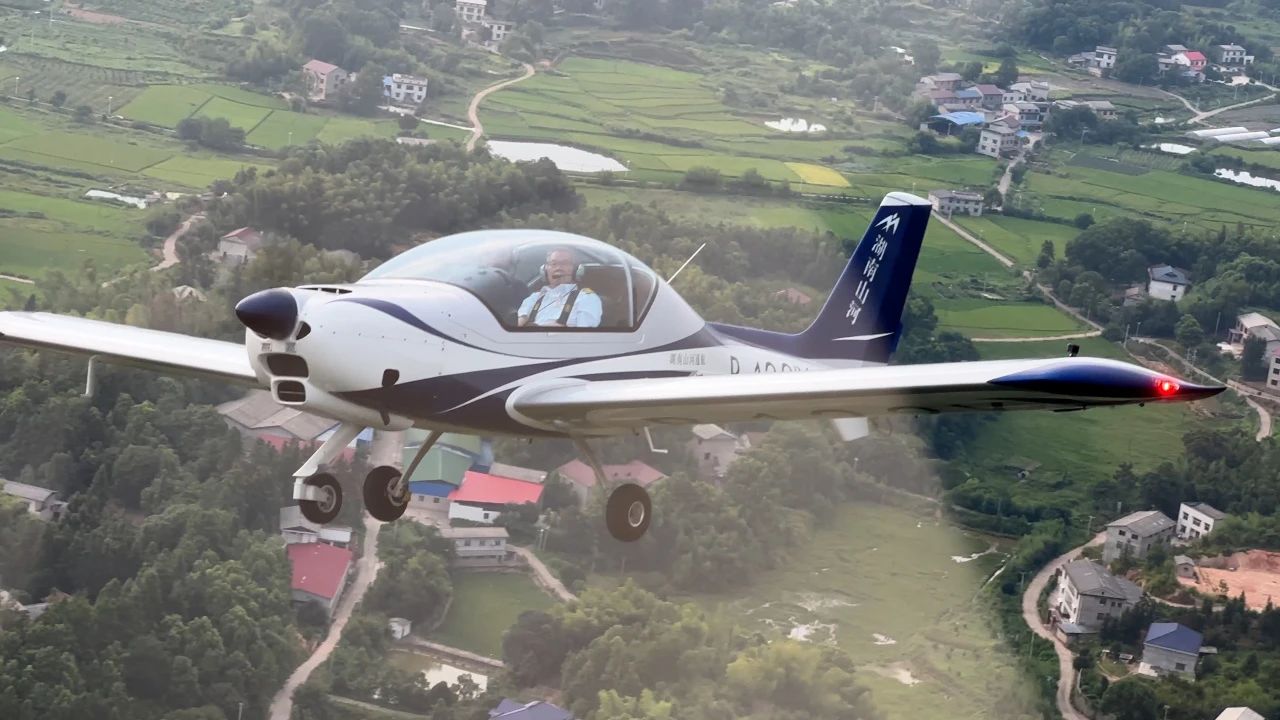 二十载磨砺，“阿若拉”飞机累计飞行功夫突破11万幼时！