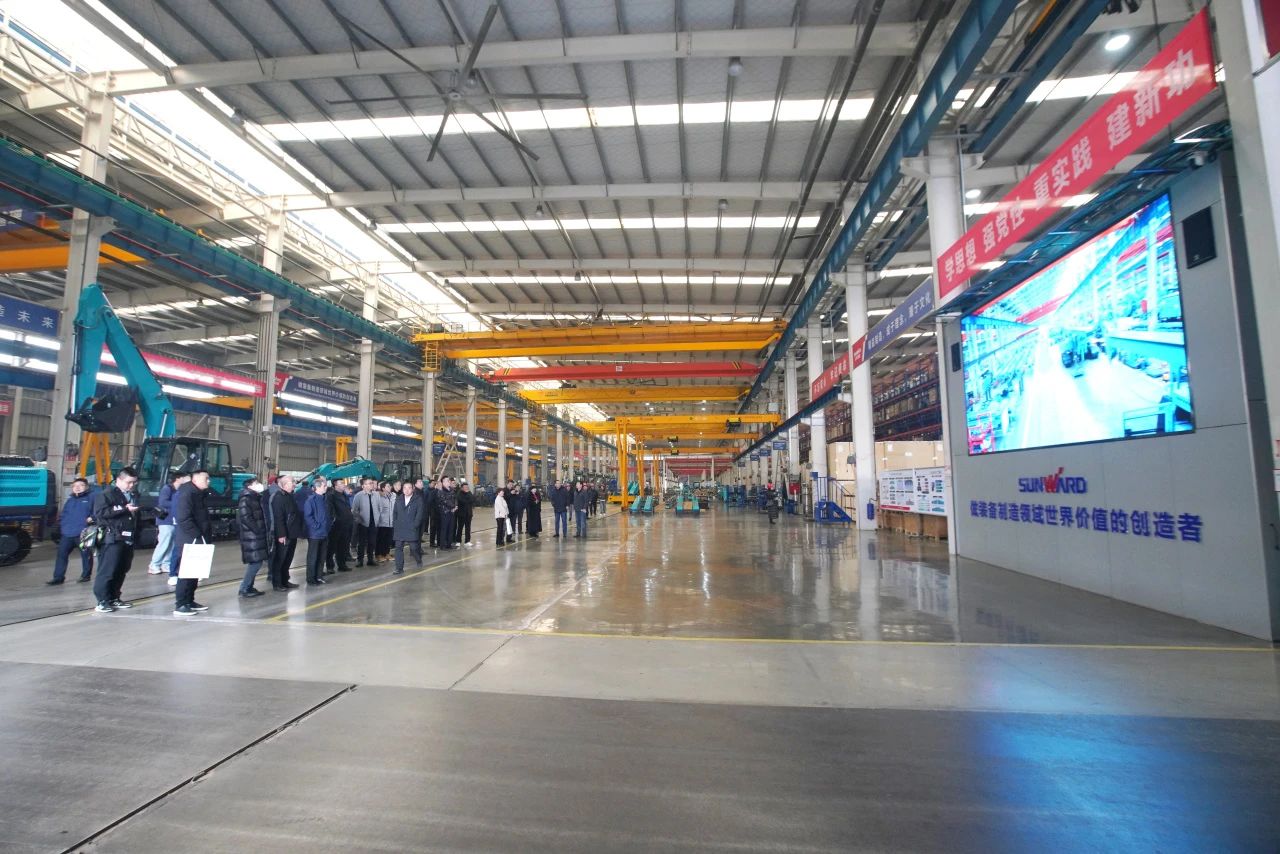 启新程，向将来！Z6官网矿岩揭牌庆典暨新春发货典礼圆满进行