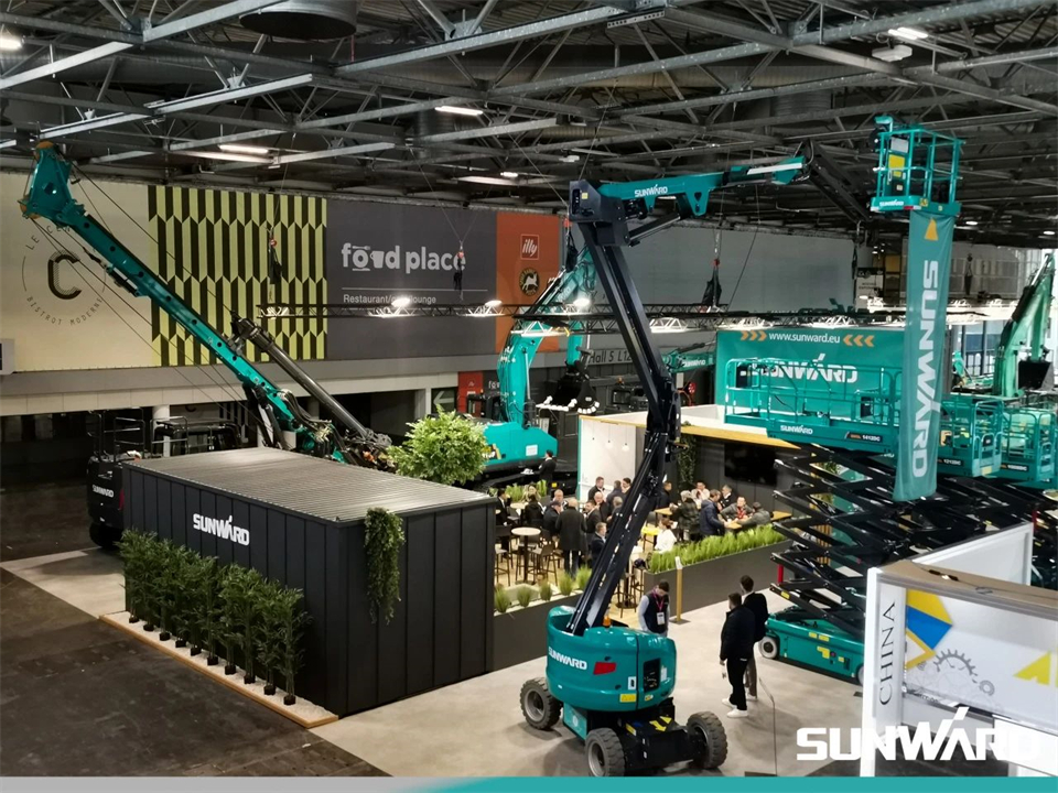 Z6官网智能携创新成就亮相2024年法国巴黎工程机械展