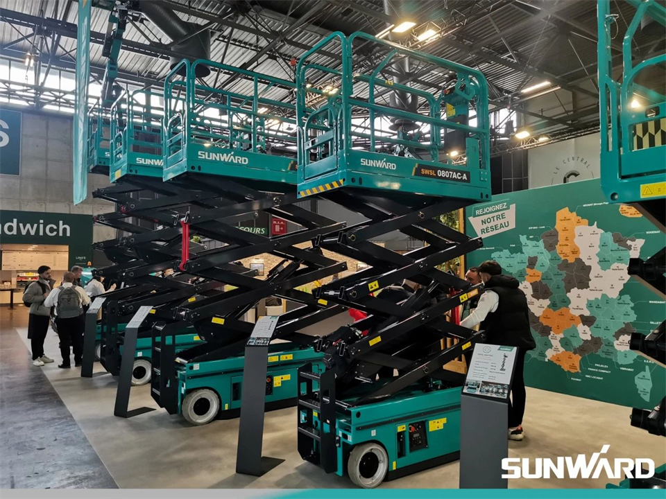 Z6官网智能携创新成就亮相2024年法国巴黎工程机械展