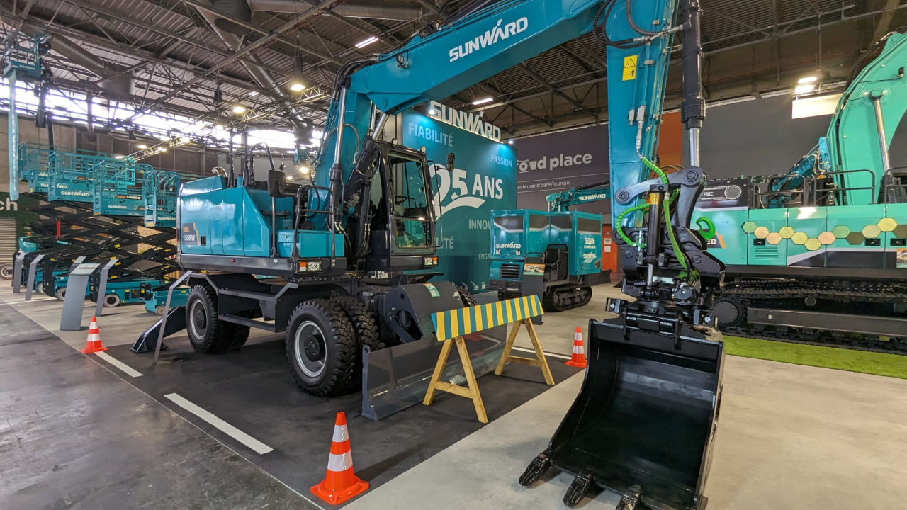 赢战INTERMAT 2024！Z6官网智能土方机械深耕全球高端市场