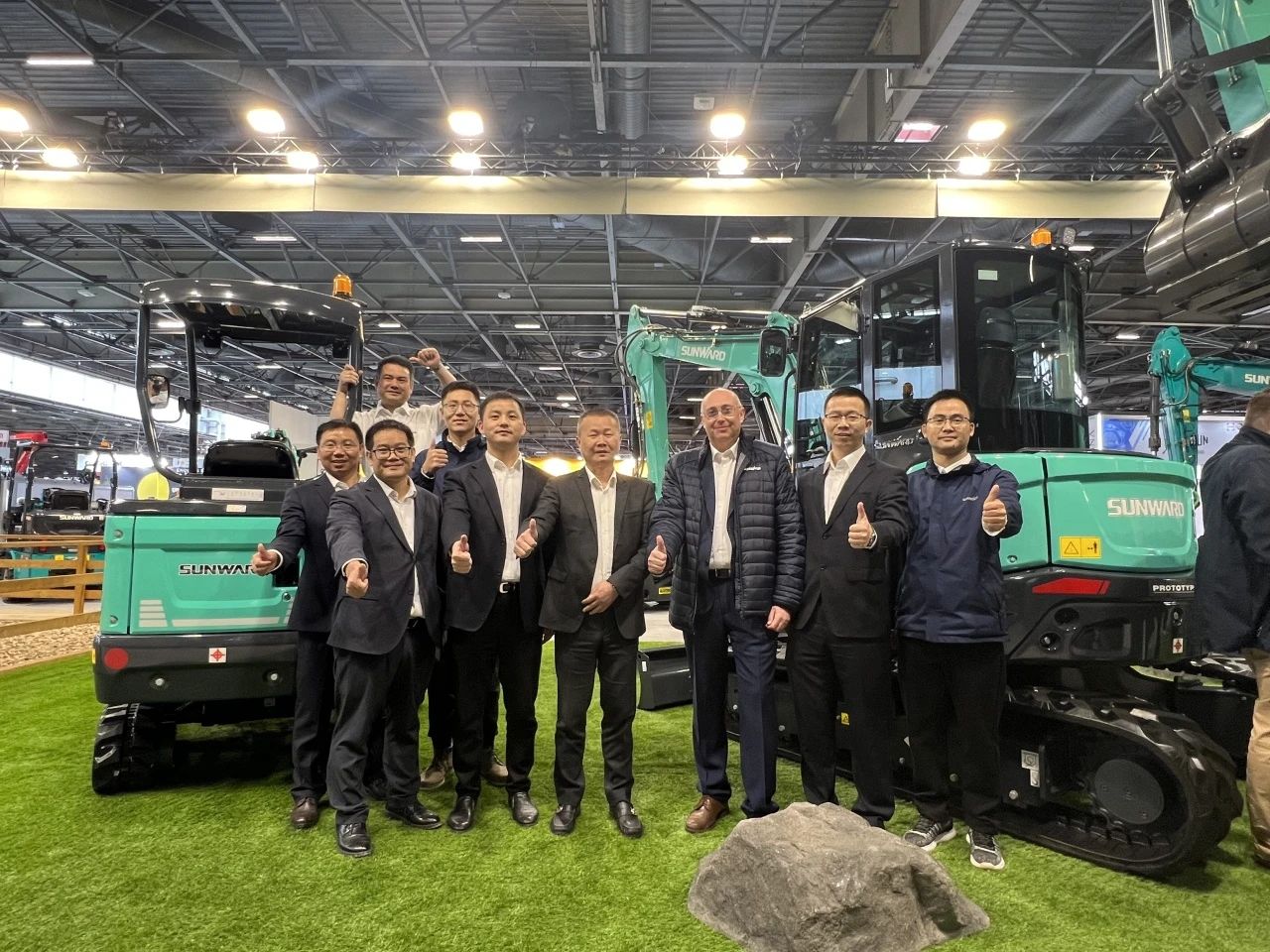 赢战INTERMAT 2024！Z6官网智能土方机械深耕全球高端市场