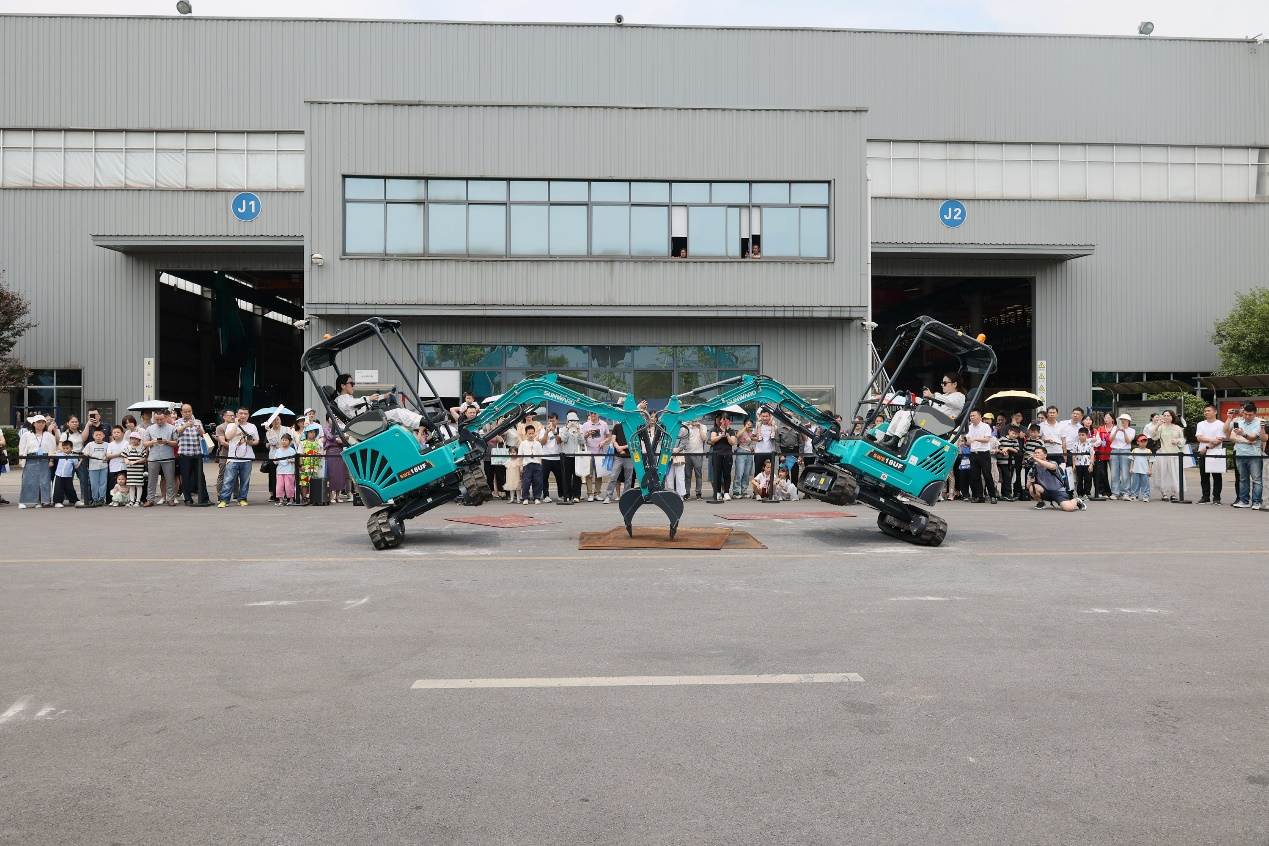 Z6官网智能助力2024长沙市工业游览嘉年华活动