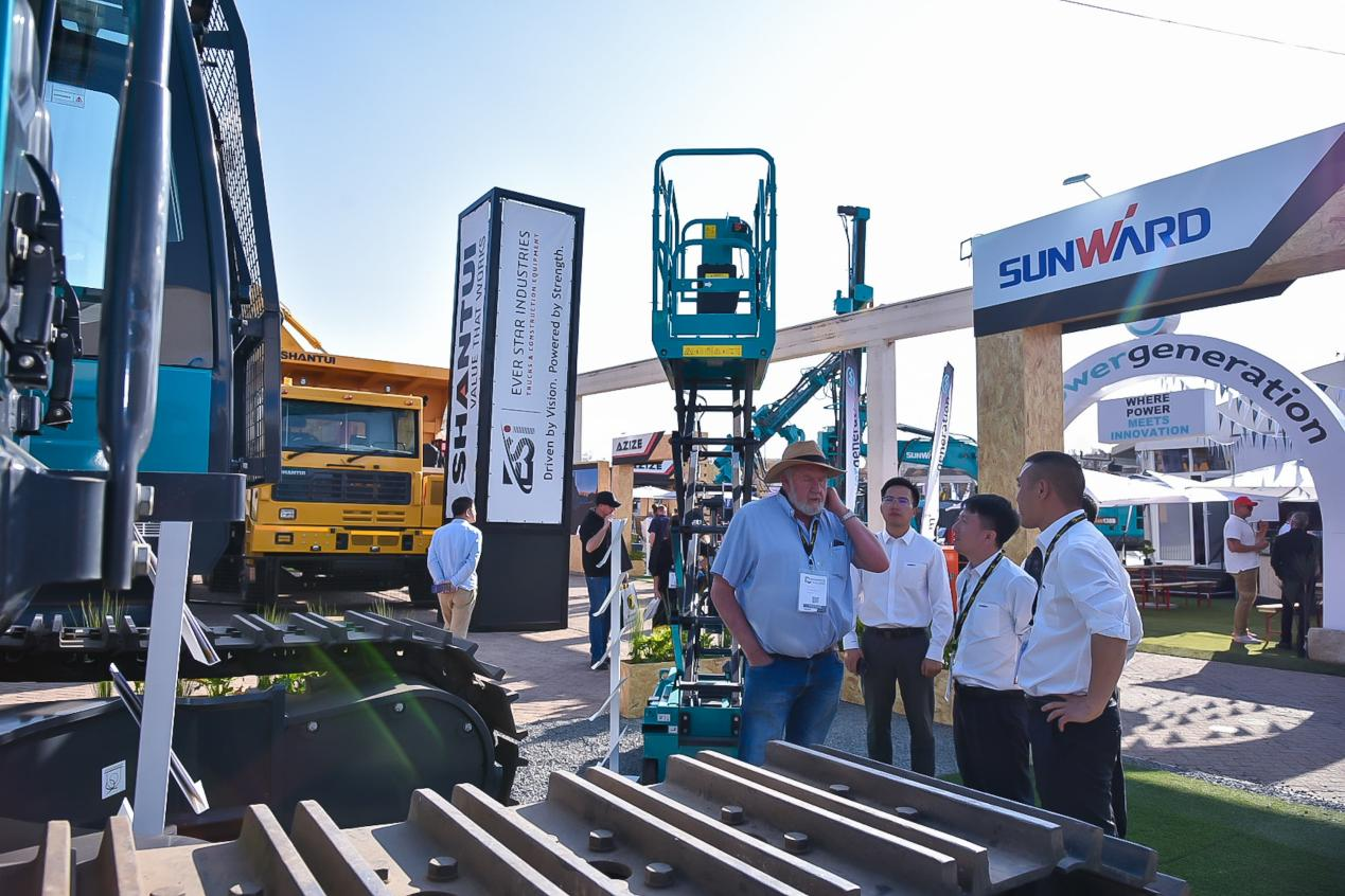 逾越山海，沉器远航！Z6官网智能亮相南非最大矿业展会