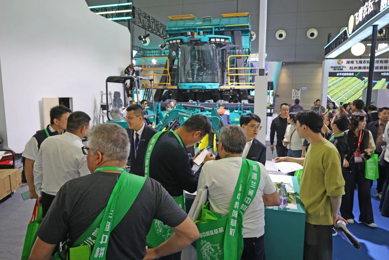 聚焦智能化、无人化！Z6官网智能携多款产品亮相2024中国国际农业机械展