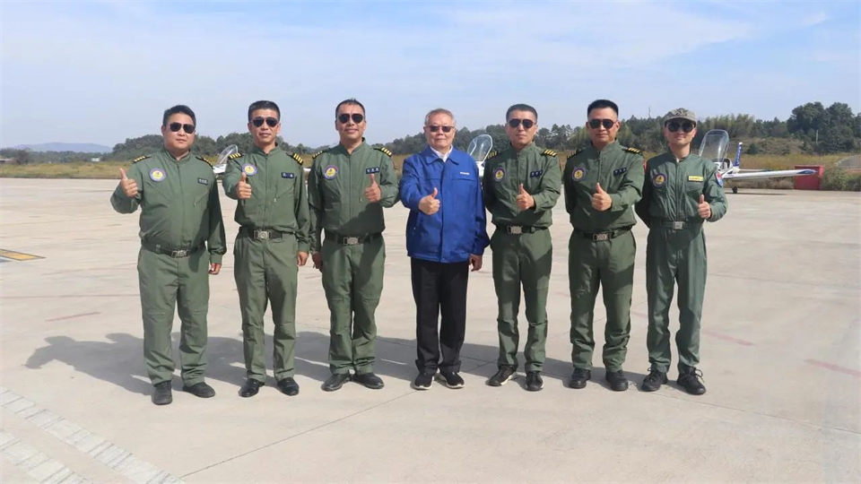 十年织得Z6官网秀，践行初心创将来！Z6官网飞行表演队成立10周年庆典活动隆沉进行