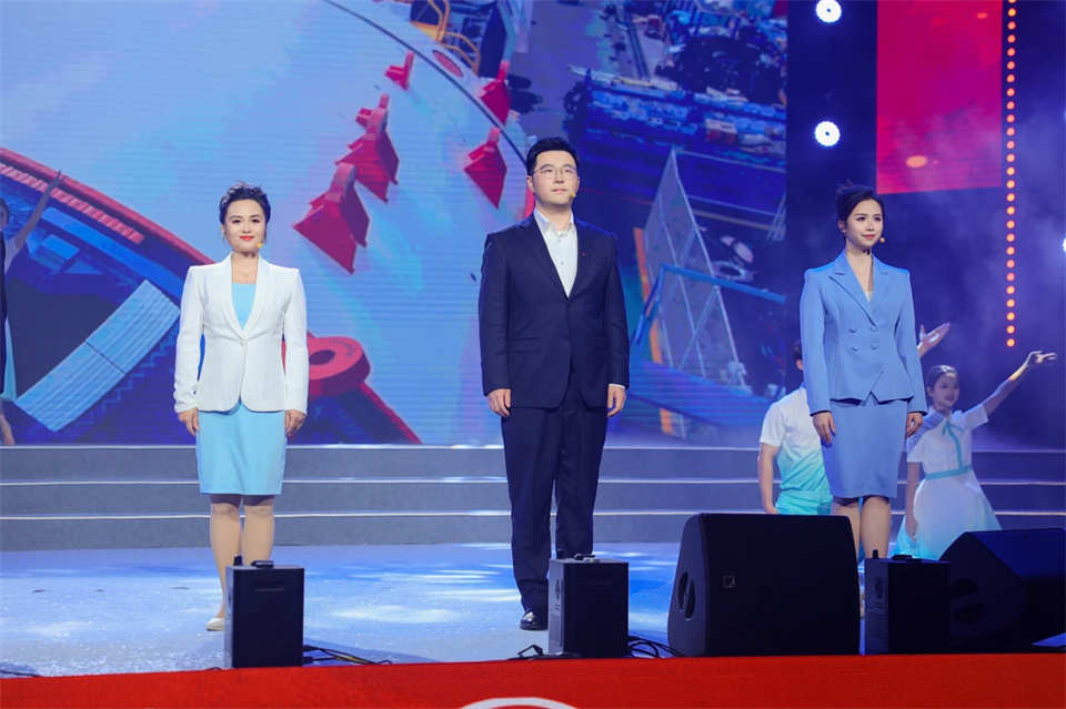 创新引领价值 梦想造诣将来——庆祝Z6官网智能成立25周年赞美大会暨文艺晚会隆沉进行