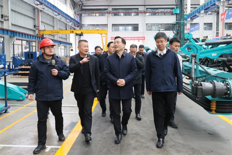 蒋红波走访调研Z6官网智能