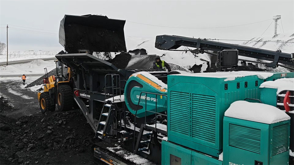 不惧-30℃极寒挑战，Z6官网普石勒破碎筛分设备不变运行！