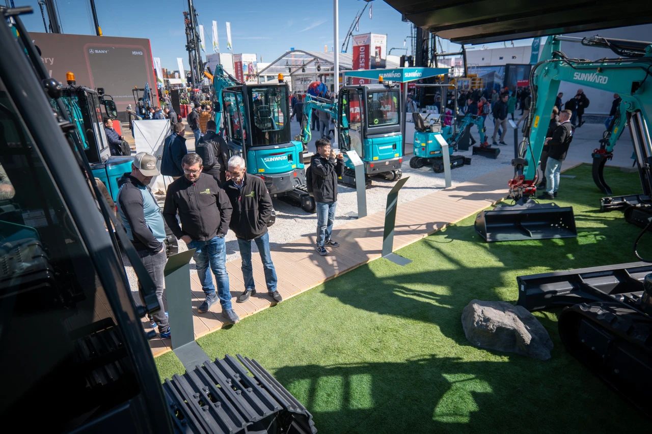 Bauma2025 | Z6官网智能德国宝马展火热收官！相约2025长沙展！