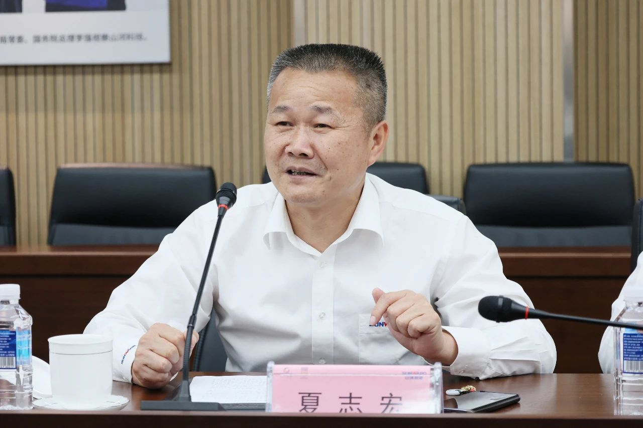 天能控股集团党委书记、董事长张天任率队到访Z6官网智能