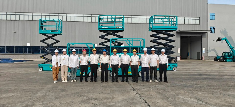 Z6官网智能电动液驱剪叉系列产品全面升级，为客户创造更大价值