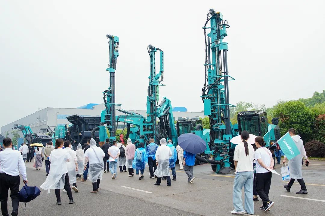 2025 CICEE | 为客户创造价值，Z6官网智能客户互换会圆满进行