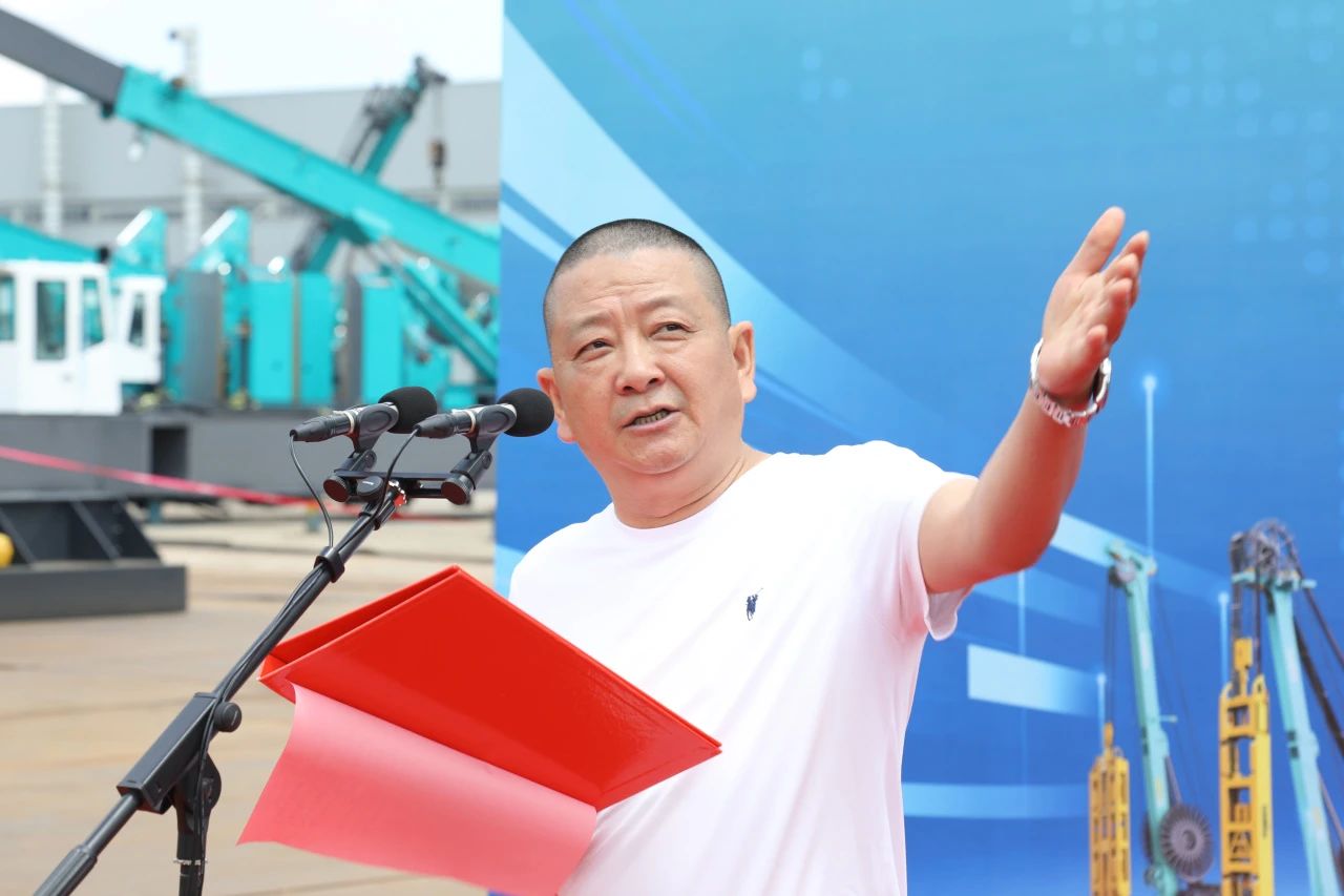 “破纪录王者”再出征！Z6官网智能SWDM800旋挖钻机成功交机