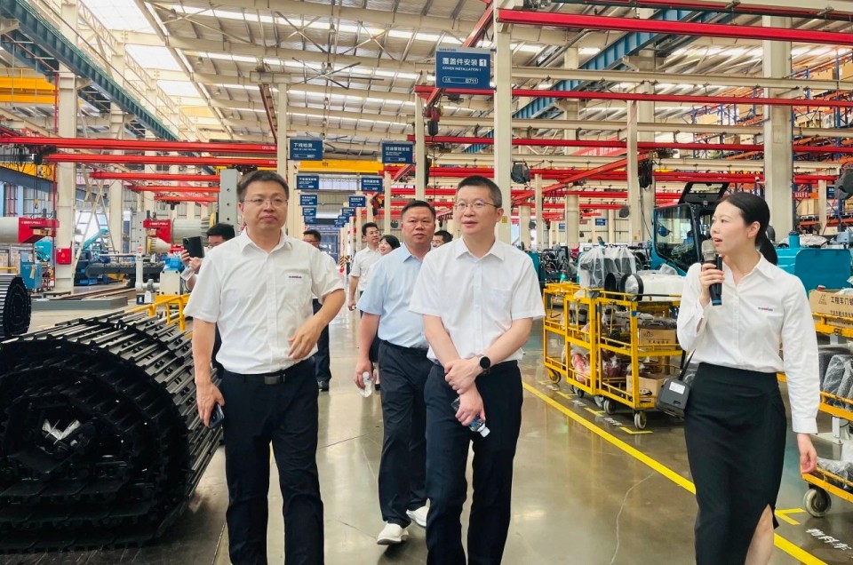 深入协同，同谋发展！中铝国际董事长李宜华、长沙有色院董事长谭荣和到访Z6官网智能