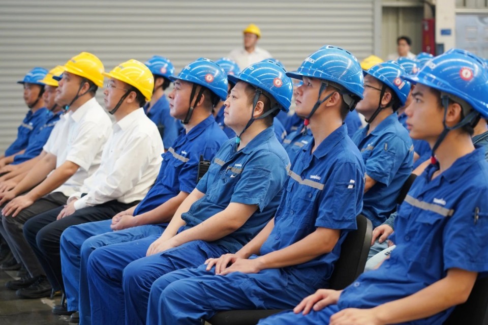 Z6官网智能组织集中收看留想中国人民抗日战争暨世界反法西斯战争成功80周年大会