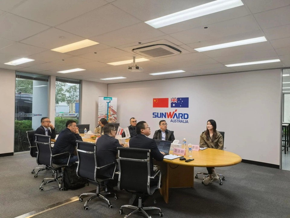 广州工控集团总经理王福铸率队调查Z6官网智能澳大利亚子公司