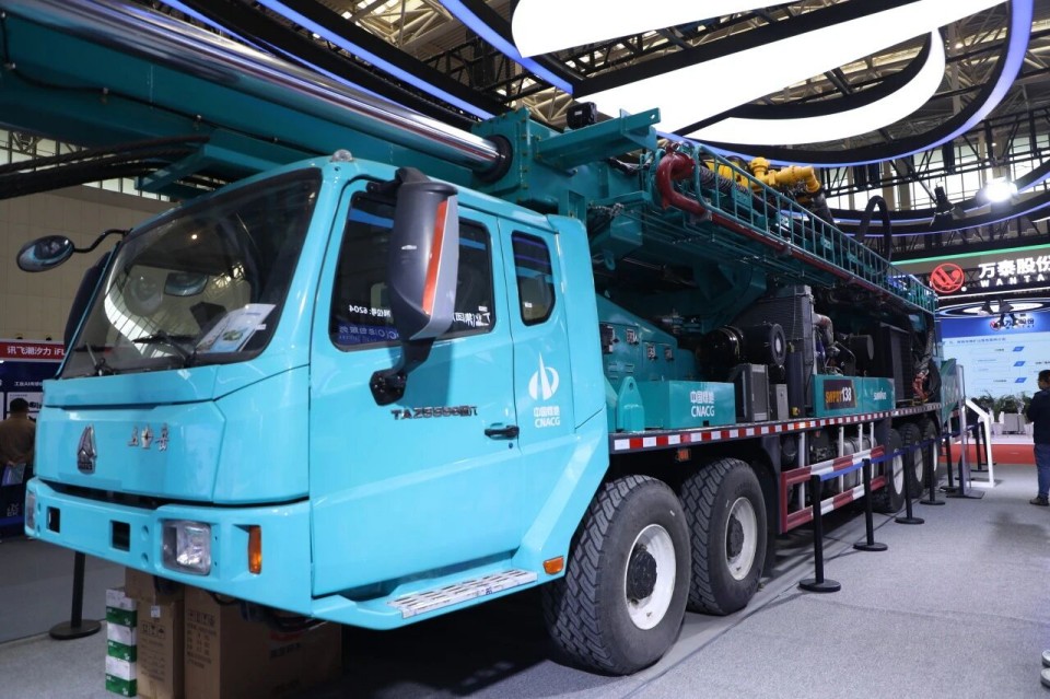 “地勘设备能力提升的沉大突破”！Z6官网智能结合中国煤炭地质总局颁布T138车载钻机