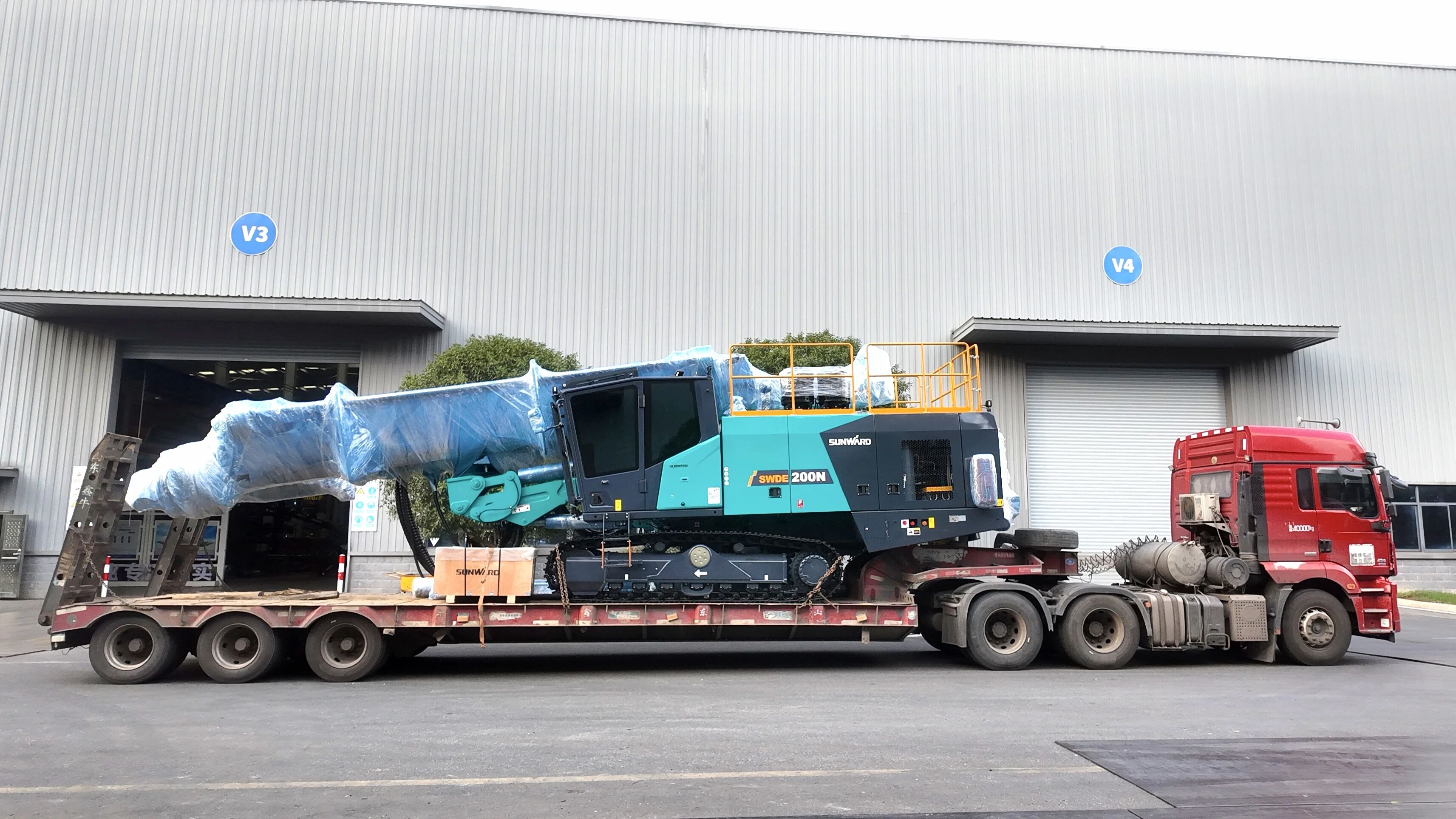 挑战高海拔高寒工况，Z6官网智能臂式潜孔钻机登陆南美市场