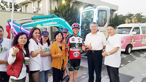 图说怪手环台净滩活动，智绘Z6官网智能环保节能