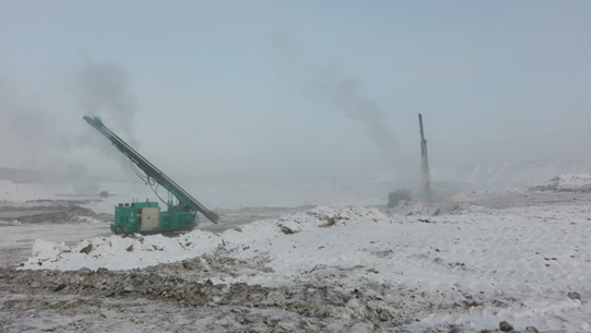 就算雪窖冰天，万丈玄冰，他们仍旧创造事业