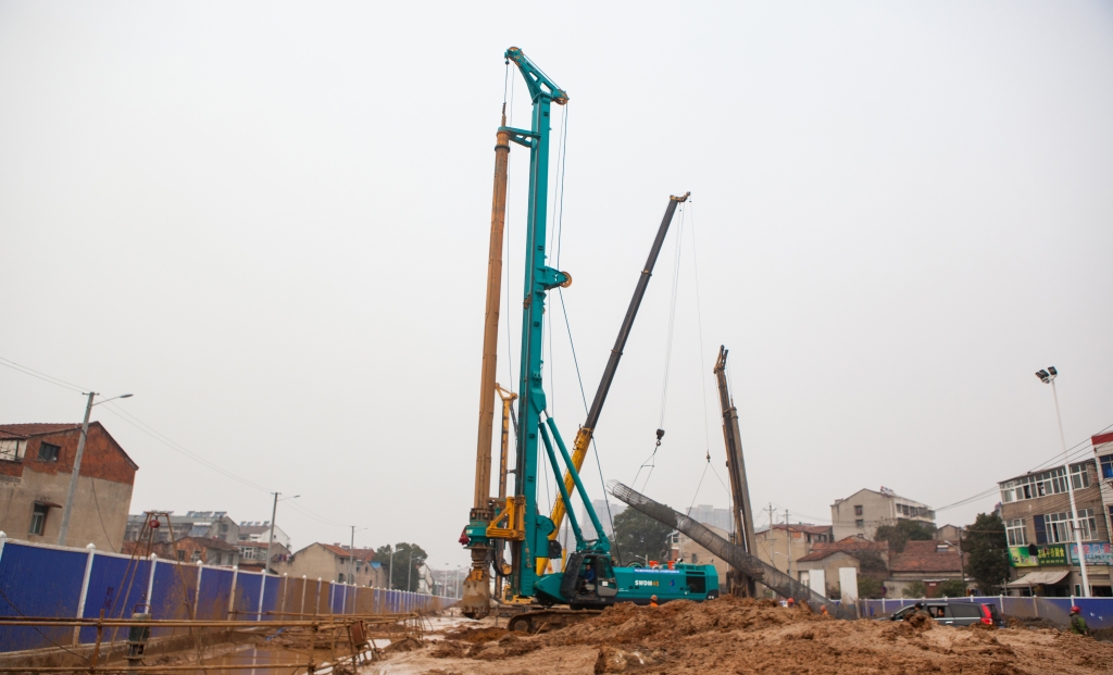 老板焦急了？Z6官网智能高效旋挖钻机来助忙