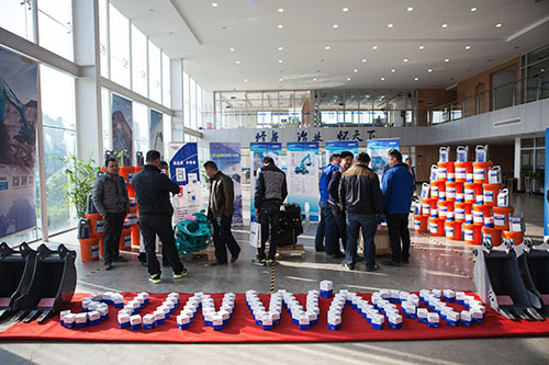 逆市可为！Z6官网智能挖掘机首场展销会美满收官