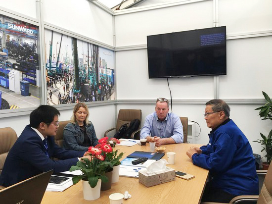 集科技与唯美于一身 Z6官网智能携尖端产品亮相德国宝马展