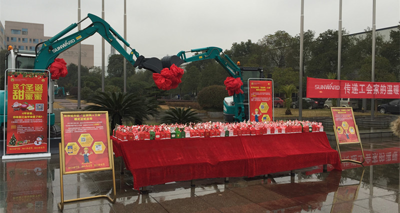 安然果驾到，功德要来到