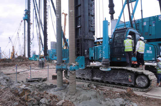 中国好机械！Z6官网智能双轴钻机新加坡施工获赞