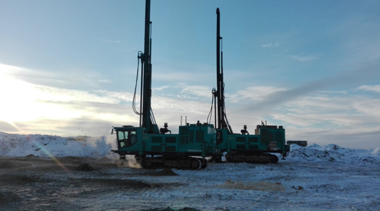 就算雪窖冰天，万丈玄冰，他们仍旧创造事业