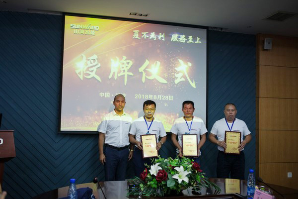 500多名挖掘机用户实地调查，为Z6官网智能点赞！