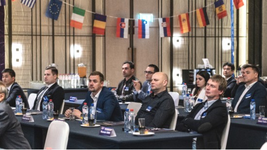 携手同谋将来， Z6官网智能2018欧洲代理商大会隆沉召开