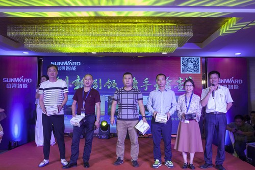 Z6官网智能酷帅曾大虾，一大波美图带你亲临北京BICES展