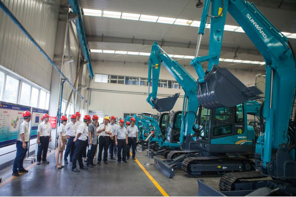 商务部合作司刘民强副司长一行调研Z6官网智能