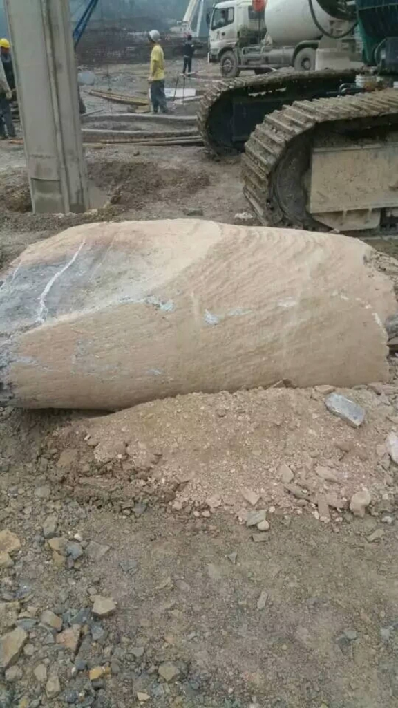 效能逾越两倍！Z6官网智能SWDM360旋挖钻名动贵阳