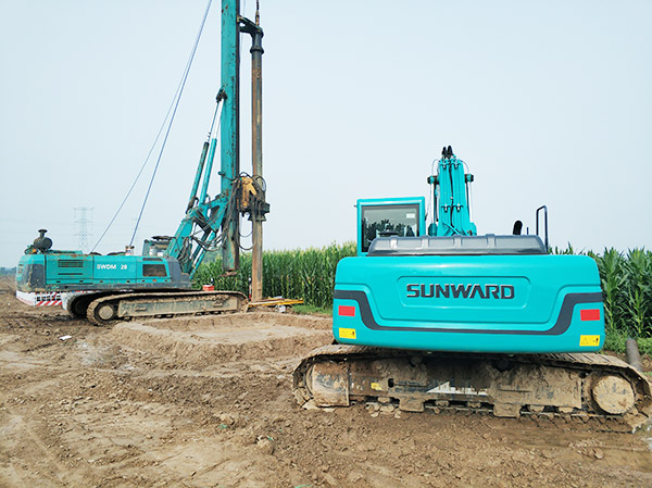 加快雄安新区建设，Z6官网智能旋挖启动京雄城际铁路第一钻