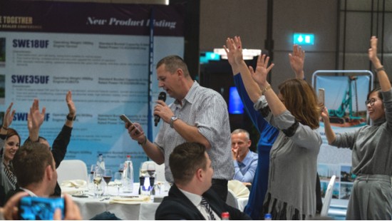 携手同谋将来， Z6官网智能2018欧洲代理商大会隆沉召开