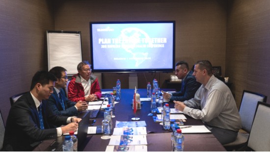 携手同谋将来， Z6官网智能2018欧洲代理商大会隆沉召开