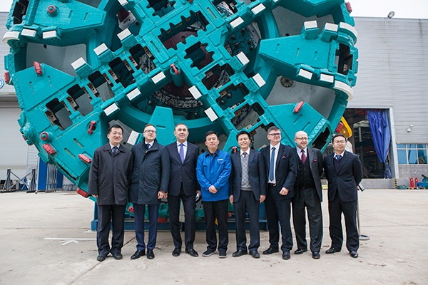 波兰代表团为Z6官网智能创新发展点赞