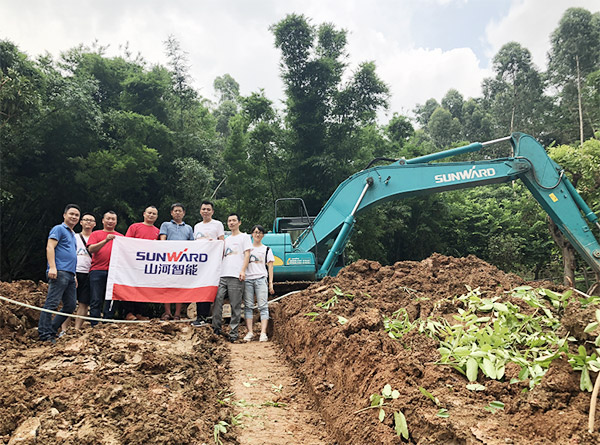 “清冷”送到客户手中，为Z6官网智能售后服务活动打CAII