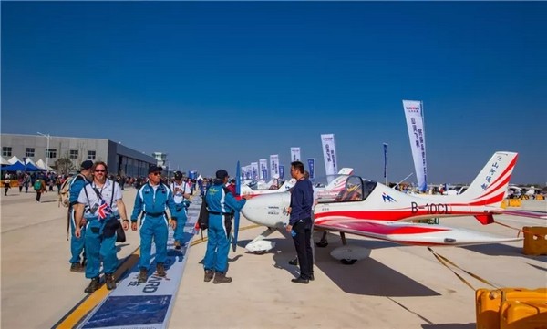 喂，看世界飞行者大会了吗？Z6官网飞机奢华阵容别错过