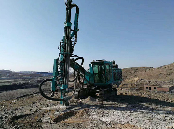 PK国际当先品牌，Z6官网智能露天液压钻车再交美满答卷