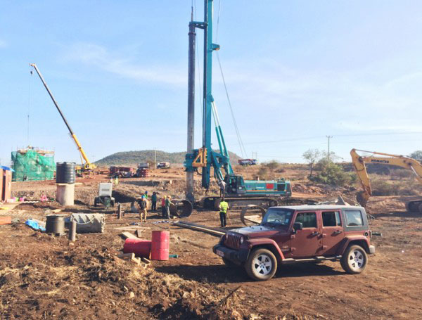 肯尼亚总统高度赞赏，乞力马扎罗山下Z6官网绿闪灼