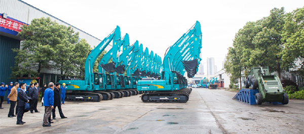 科技部副部长李萌调查调研Z6官网智能