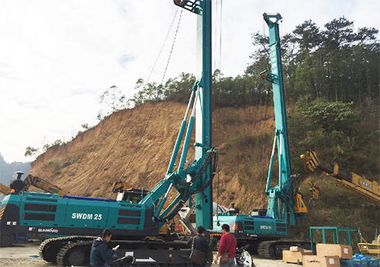 新年献礼Z6官网智能9台SWDM25旋挖钻机征战越南