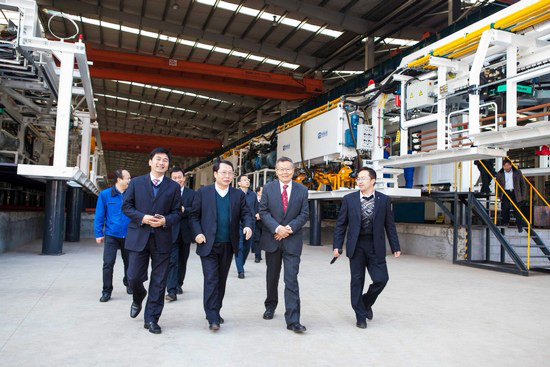 首台盾构机隆沉下线，中铁Z6官网诠释“长沙快率”