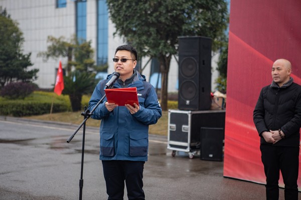 新春开门红！Z6官网智能1.2亿订单火发作车