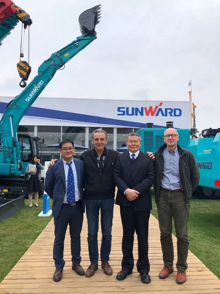 统一个世界，统一个妄想，Z6官网智能德国宝马展美满收官